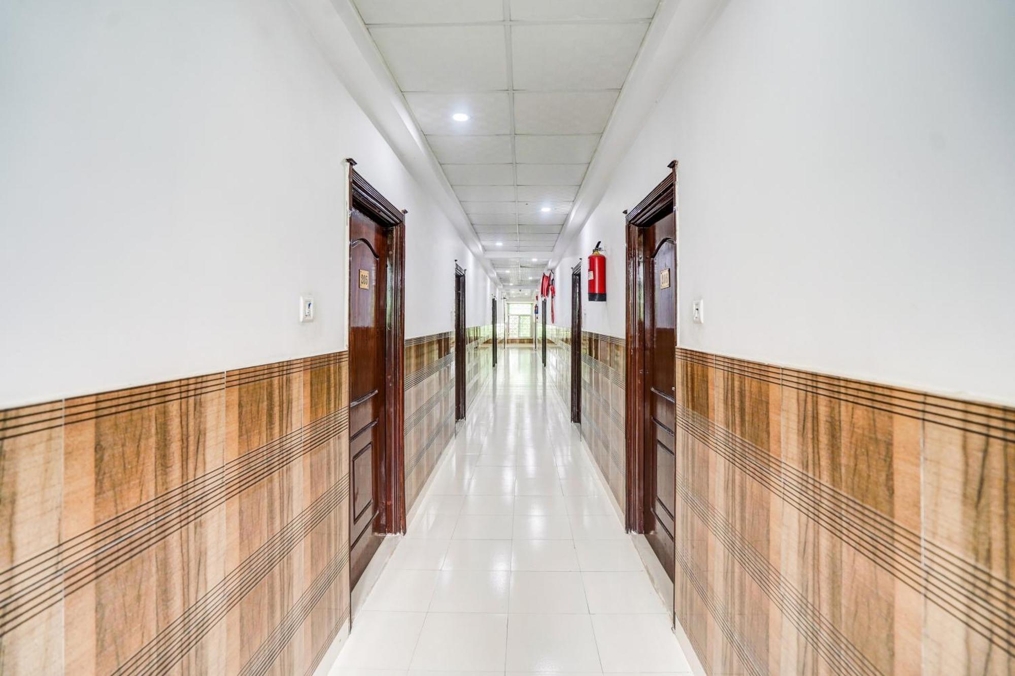 Super Hotel O Sgpgi Bijnaur 外观 照片